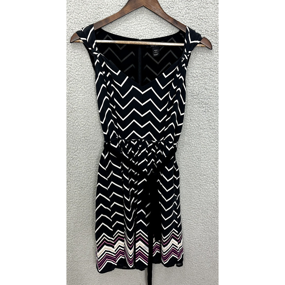White House Black Market‎ Fit & Flare Dress Womens 2 Black Chevron Silk Glam